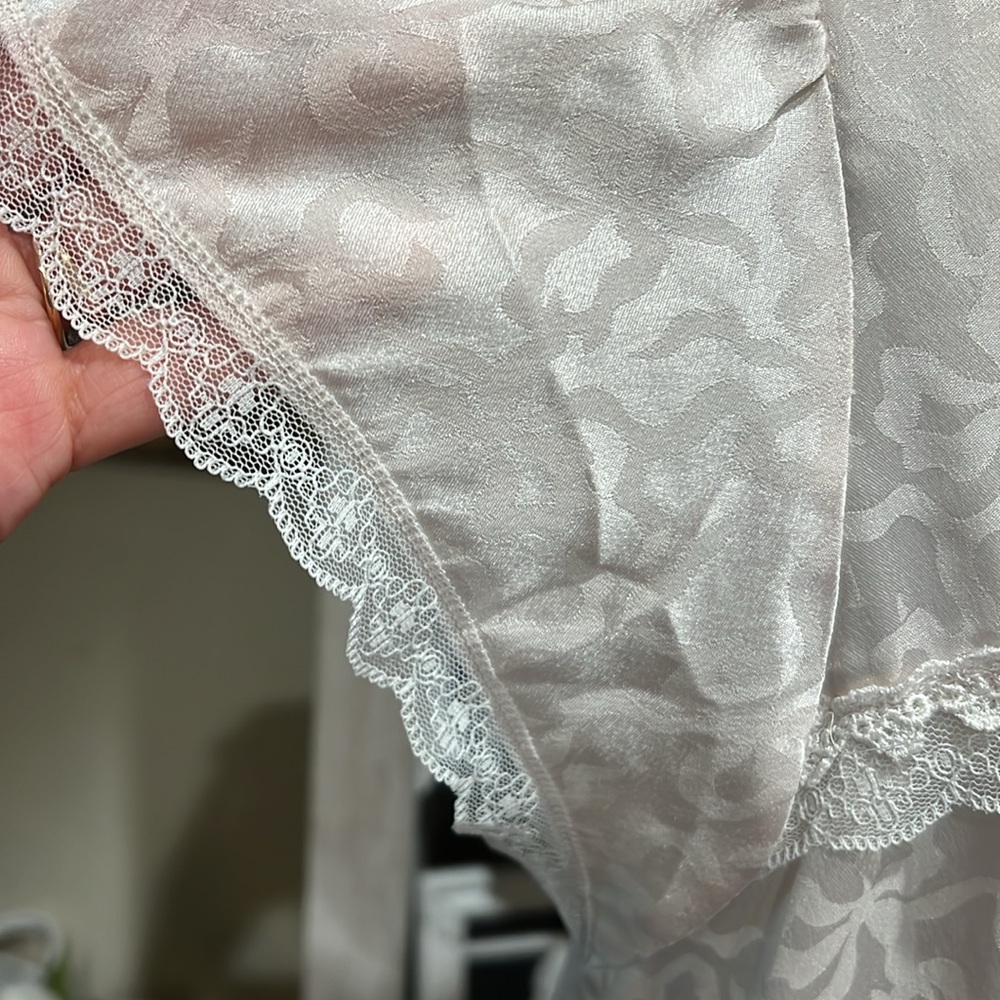 Christian Dior, vintage nightgown, lace detail women’s size medium - Picture 3 of 14